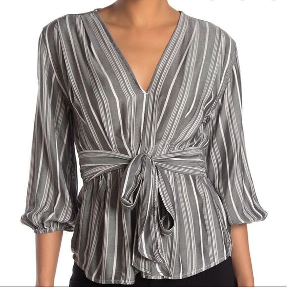 🅢🅐🅛🅔 Max Studio Striped Top - Picture 1 of 14